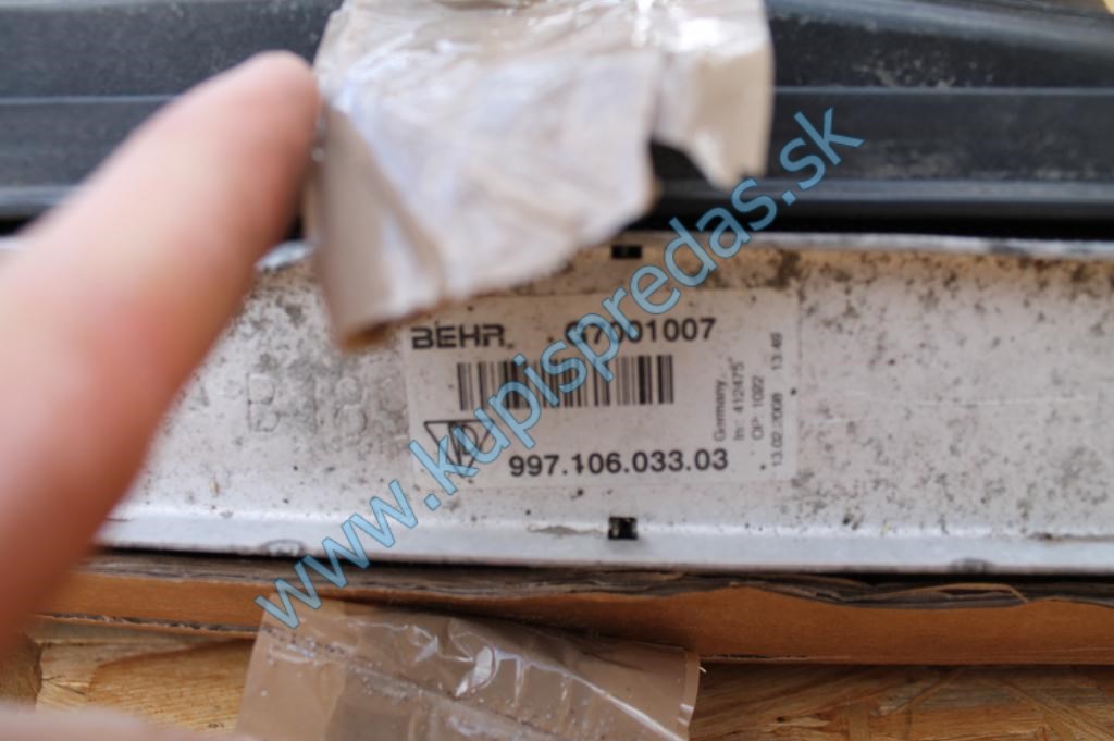 Chladič vody s ventilátorom PORSCHE 911 997 987